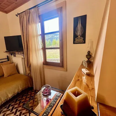 Nyaraló Ironwood Lodge- Parnassos